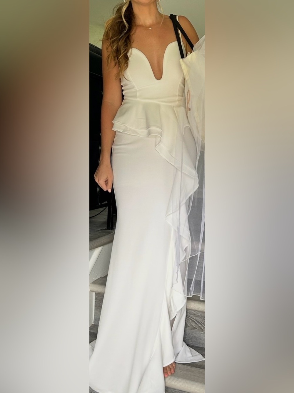 SAYLOR RUFFLE MAXI DRESS: WHITE - Picture 7 of 7